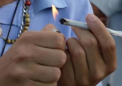 Saiba o que muda com decisão que descriminaliza porte de maconha e diferencia traficante de usuário