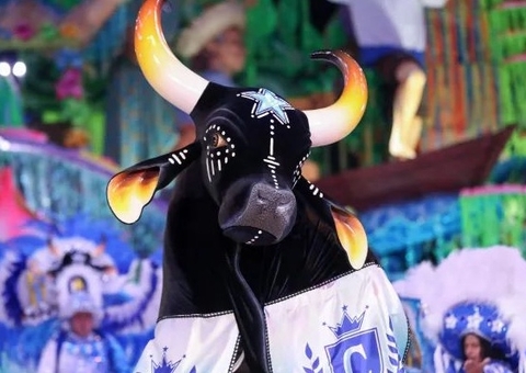 Caprichoso e o Turismo Campeões