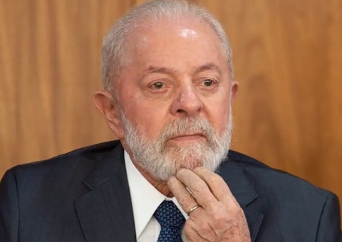 Lula diz não querer falar de dólar agora e sim de feijão e arroz