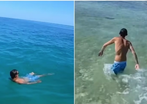 Vídeo: Homem pula no mar para não dar a senha do celular à namorada