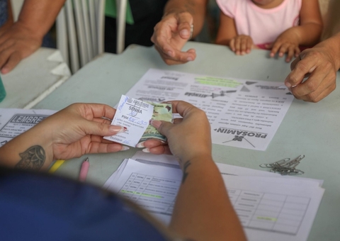 Wilson Lima reassenta mais 178 famílias das comunidades da Sharp e Manaus 2000 pelo Prosamin+
