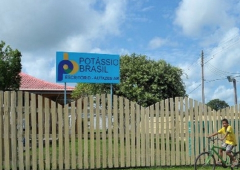 Justiça proíbe presidente de mineradora de entrar em terra indígena no Amazonas