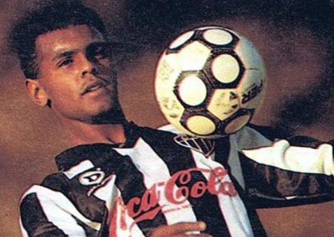 Moacir Rodrigues, ex-volante do Atlético-MG, morre aos 54 anos