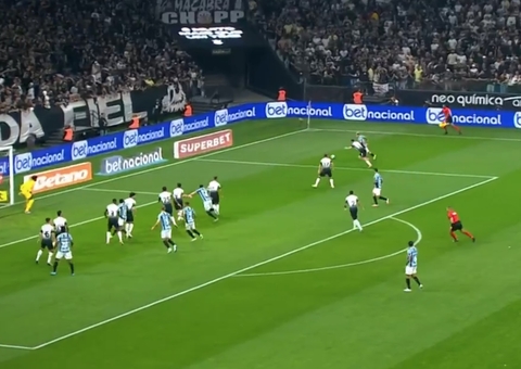 Corinthians e Grêmio empatam em 2 a 2 pelo Brasileirão 