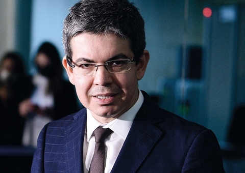 Líder do governo diverge do PT e diz que eleição venezuelana foi 'sem idoneidade'