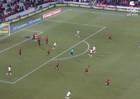 Athletico-PR vence o Bragantino por 2 a 0 pela Copa do Brasil