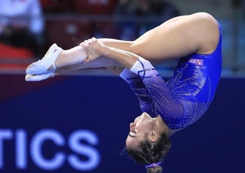 Brasileira se desequilibra, erra salto e fica fora da final no trampolim