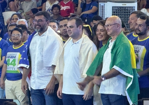 Ao lado de Wilson, Roberto Cidade lança candidatura para a Prefeitura de Manaus