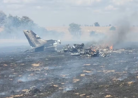 Queda de aeronave deixa três pessoas mortas 