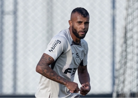 Alex Santana desfalca o Corinthians por lesão grave confirmada em exames