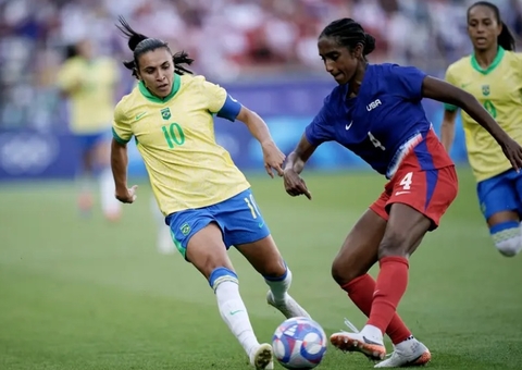 Brasil perde para os EUA por 1 a 0 e leva medalha de prata no futebol feminino