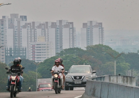 Prefeito de Manaus cria comitê e anuncia medidas de combate às queimadas; confira