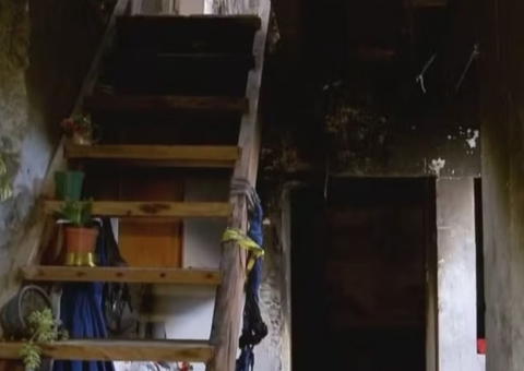 Homem esfaqueia esposa, ateia fogo na casa e morre carbonizado