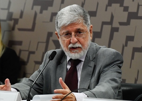 Brasil não vai reconhecer vitória de Maduro sem atas eleitorais, diz assessor-chefe de Lula 