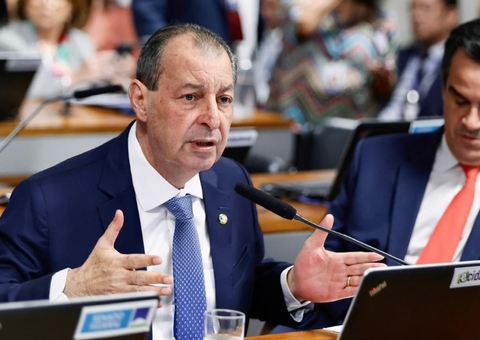 Omar Aziz defende PL que oferece incentivos fiscais para setor de semicondutores