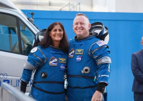 Nasa decidirá como astronautas presos no espaço voltarão à Terra neste sábado