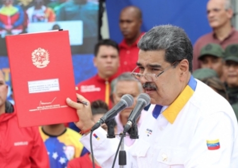 Diretor do CNE diz que não recebeu provas da vitória de Maduro
