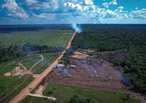 DNIT autoriza circulação de veículos com produtos essenciais na BR-319