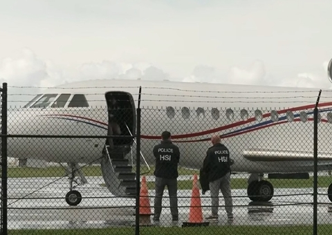 EUA apreendem avião de Nicolás Maduro na República Dominicana