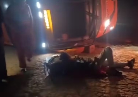 Ônibus que saiu de Manaus tomba na BR-319 e deixa 6 pessoas feridas