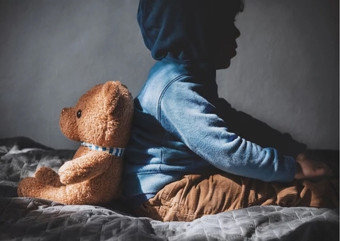 Menino de 4 anos é abandonado morto e com sinais de violência sexual em unidade de saúde