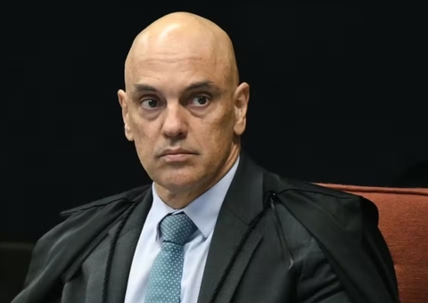 Moraes multa X e Starlink em R$ 5 milhões por burlar bloqueio no Brasil