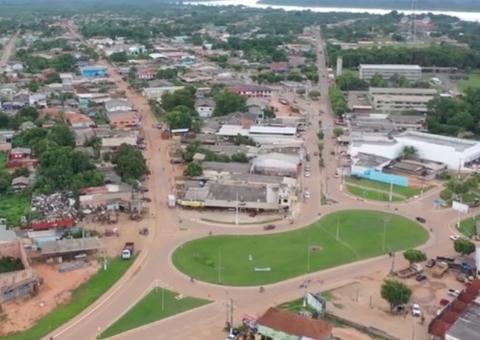 Prefeito de Humaitá é denunciado por descarte irregular de resíduos e queimadas ilegais