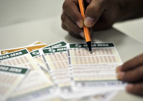 Sem ganhadores, Mega-Sena acumula e prêmio vai para R$ 14 milhões