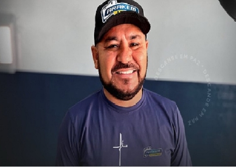 Freezer cai de empilhadeira e mata empresário