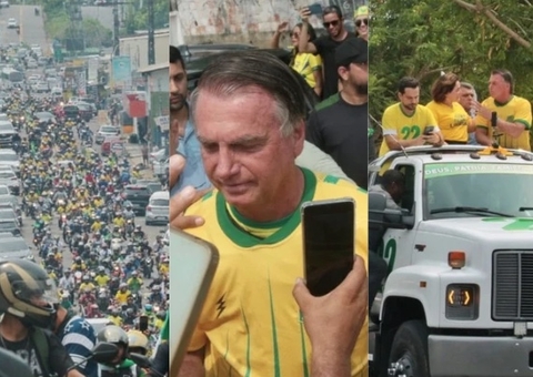 Bolsonaro é ovacionado por apoiadores em motocarreata ao lado de Alberto e Maria do Carmo