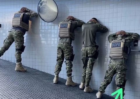 Bandidos fardados de Bope invadem empresarial e trocam tiros com a polícia