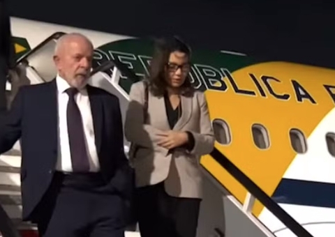 Avião presidencial de Lula fez 50 voltas no céu do México até pousar 