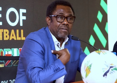 Secretário-geral da Confederação Africana de Futebol é alvo de investigação