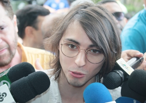 Amom volta ao cargo de deputado federal após ficar de fora do 2º turno em Manaus