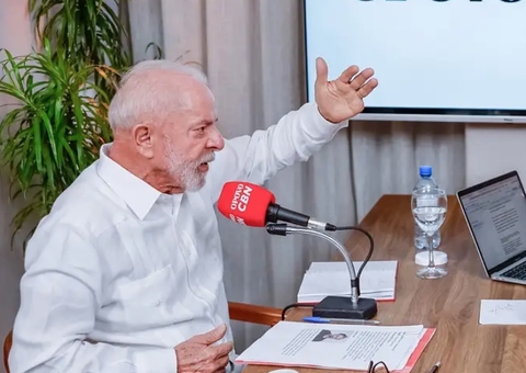 Lula defende imposto mínimo para milionário e fala em isenção de IR para ganho maior que R$ 5 mil