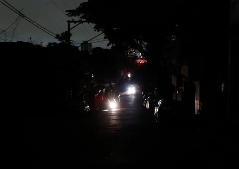 Mais de 530 mil imóveis continuam sem energia elétrica em São Paulo