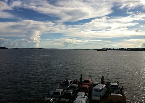 Rio Negro começa a encher, mas seca continua, afirma especialista