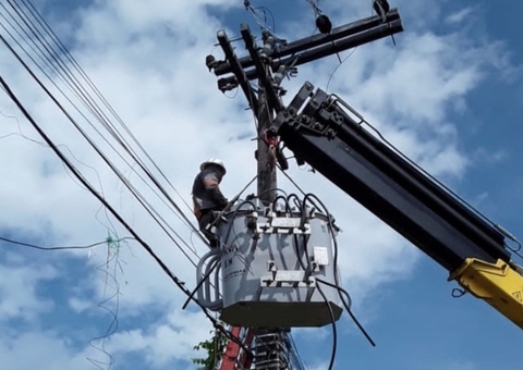 Câmara aprova autorização para prefeitura fiscalizar concessionária de energia