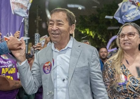 Candidato à reeleição é baleado durante campanha eleitoral em Taboão da Serra (SP)