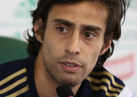 Valdívia enfrenta nova acusação de abuso sexual