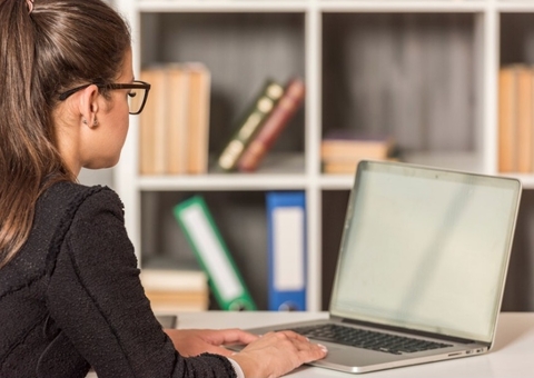 'Desacelere': saúde mental no trabalho é tema de Fórum da ABRH Amazonas