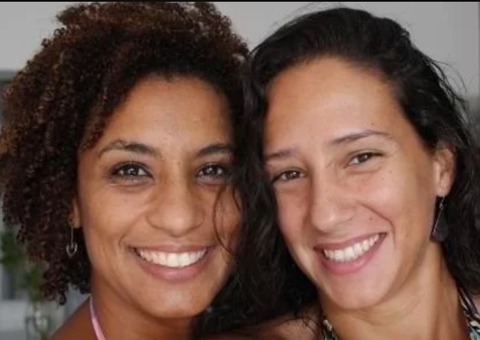 Viúva chora ao falar sobre Marielle em depoimento: 'A dor da ausência está sempre ali'