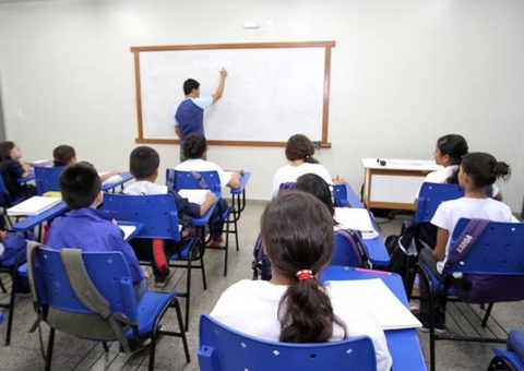 Uso de linguagem neutra nas escolas volta a ser pauta no STF 