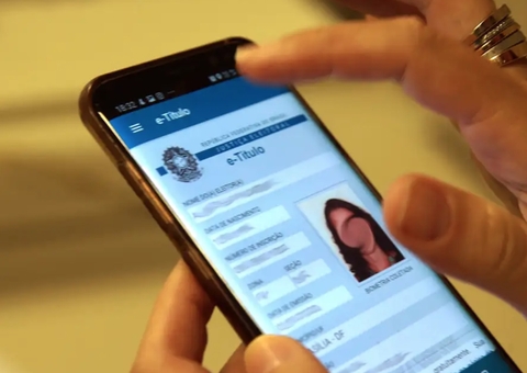 Justiça Eleitoral retoma regularização de título e coleta de biometria