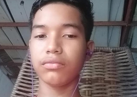 Polícia pede ajuda para encontrar adolescente que sumiu no Japiim