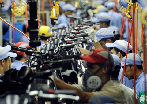 Carga de trabalho no Brasil é maior que no Japão, na Coreia do Sul e nos Estados Unidos