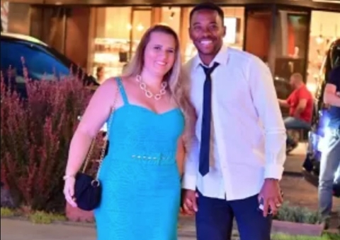 ‘Está pagando por algo que não aconteceu’, diz mulher de Robinho sobre acusação de estupro