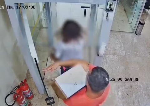 Funcionário que saiu de banco com R$ 1,5 milhão em caixa de papelão planejou roubo