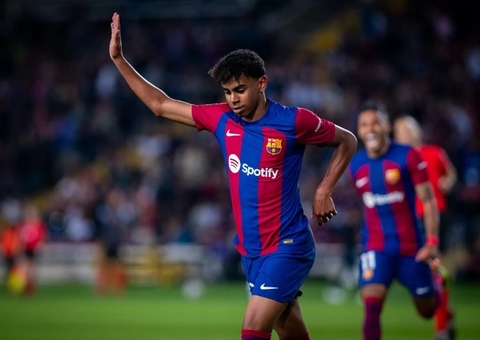 Polícia espanhola detém 3 torcedores do Real por ofensas racistas a Yamal