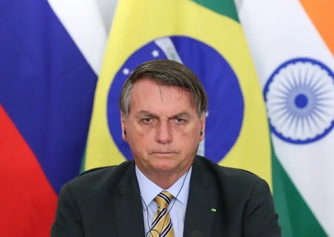Bolsonaro 'planejou, atuou e teve domínio' sobre tentativa de golpe; veja relatório da PF na íntegra